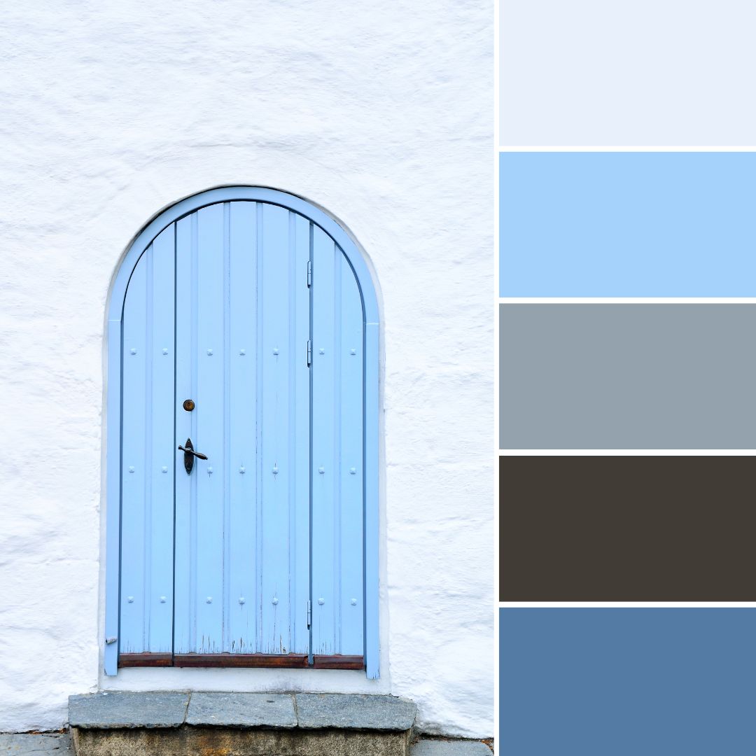 Hellblaue Türe